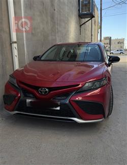 تۆیۆتا کامری